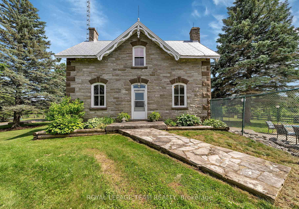 8202-flewellyn-road-ottawa-ontario-x12309718