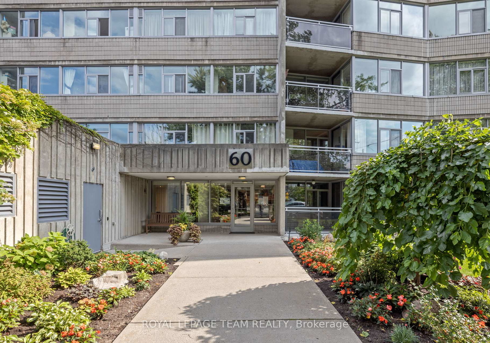 60-mcleod-street-ottawa-ontario-x12309727