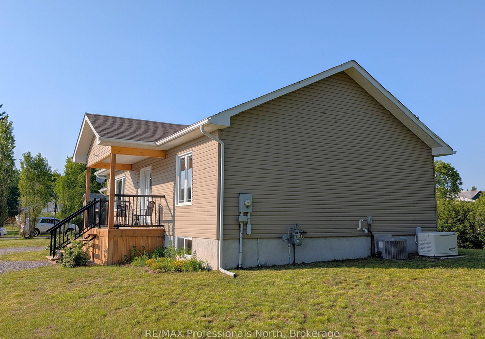 99-cheryl-crescent-strong-ontario-x12309946