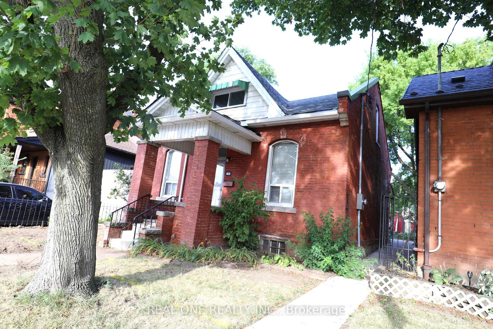 148-victoria-avenue-n-n-hamilton-ontario-x12309978