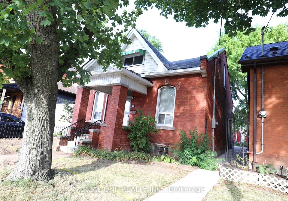 148-victoria-avenue-n-n-hamilton-ontario-x12309978