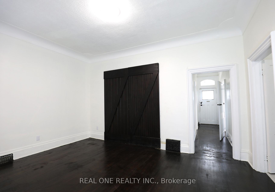 148-victoria-avenue-n-n-hamilton-ontario-x12309978