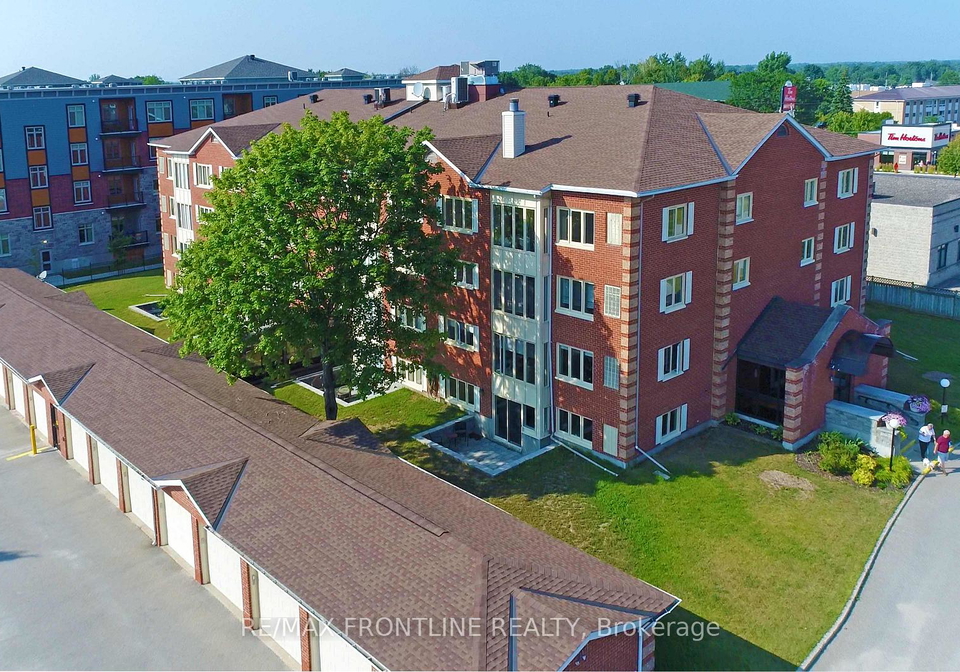 10-armstrong-drive-smiths-falls-ontario-x12309986