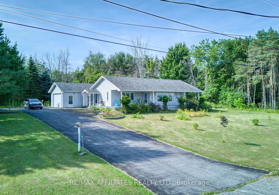 39-trotters-lane-rideau-lakes-ontario-x12310102