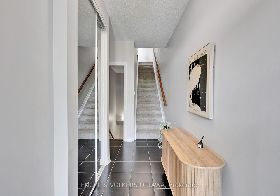 262-pembina-private-ottawa-ontario-x12310108