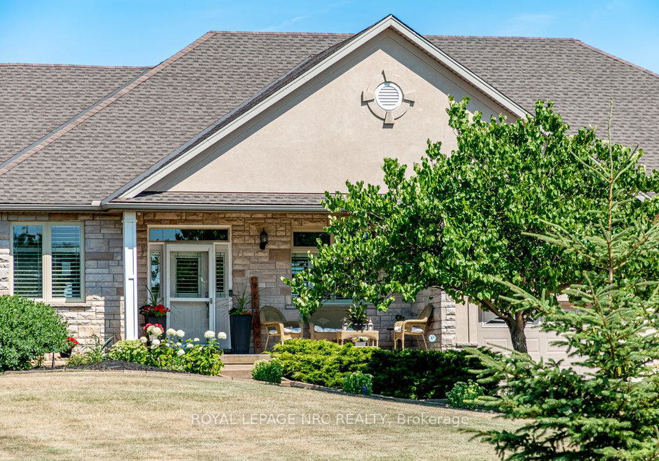 2747-maple-street-pelham-ontario-x12310131