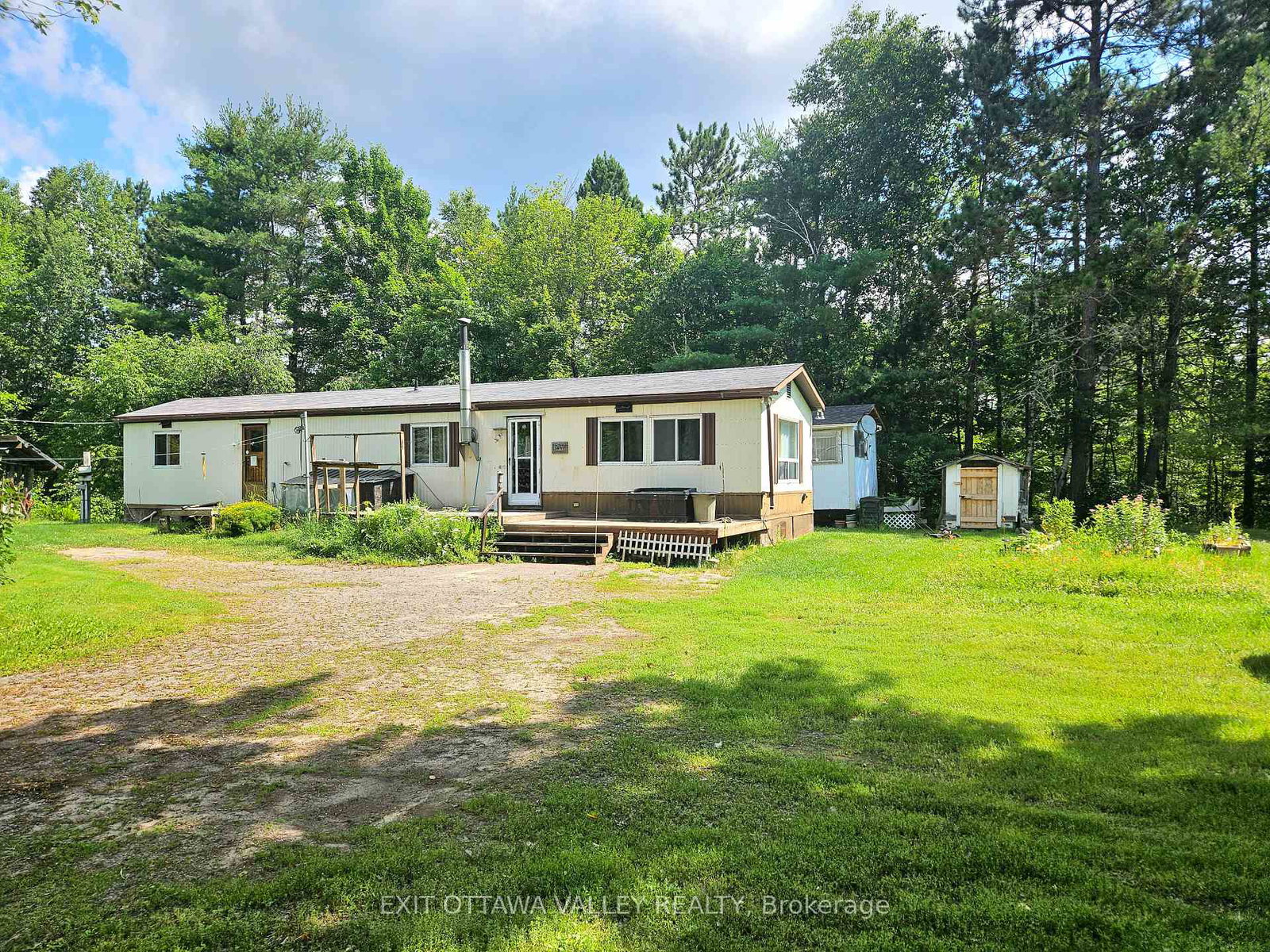 40496-17-highway-head-clara-and-maria-ontario-x12310230