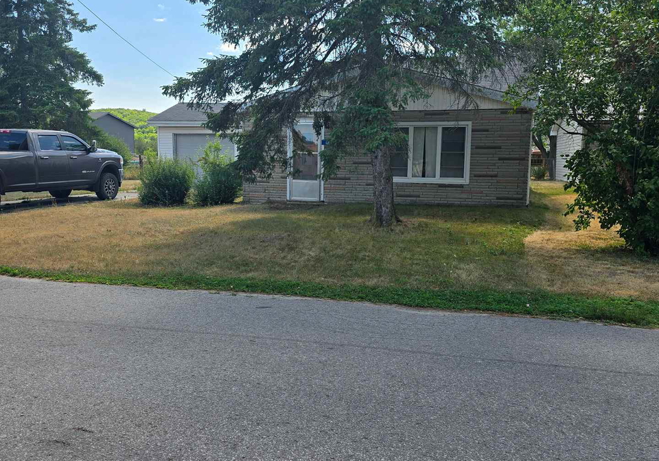 46-diamond-street-quinte-west-ontario-x12310260