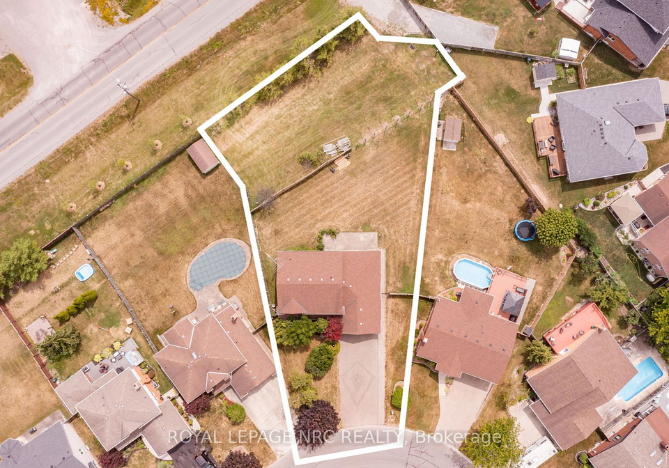 3-elmvale-crescent-port-colborne-ontario-x12310324