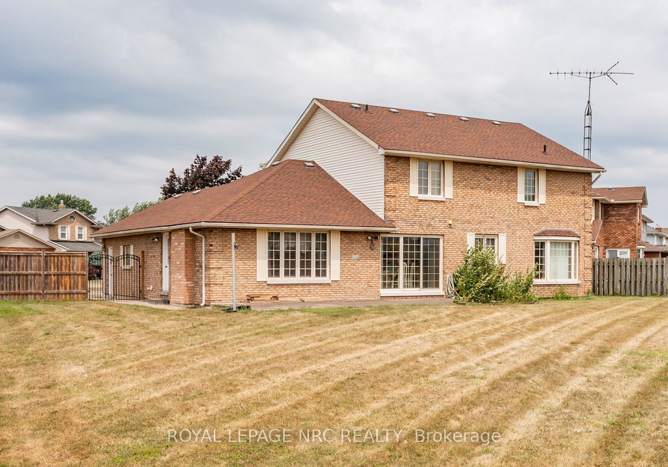 3-elmvale-crescent-port-colborne-ontario-x12310324