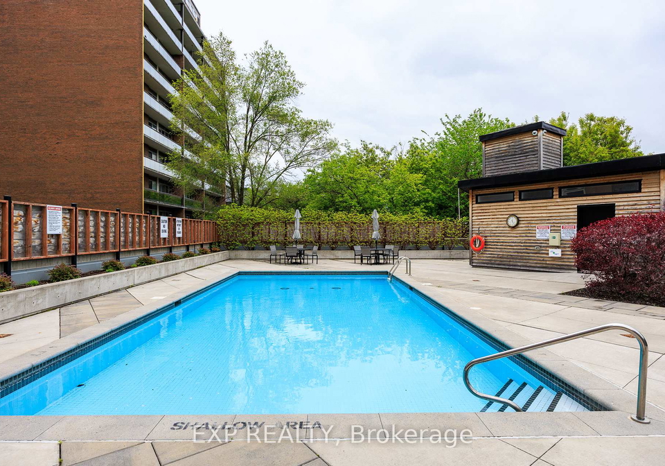 373-laurier-avenue-e-e-ottawa-ontario-x12310325