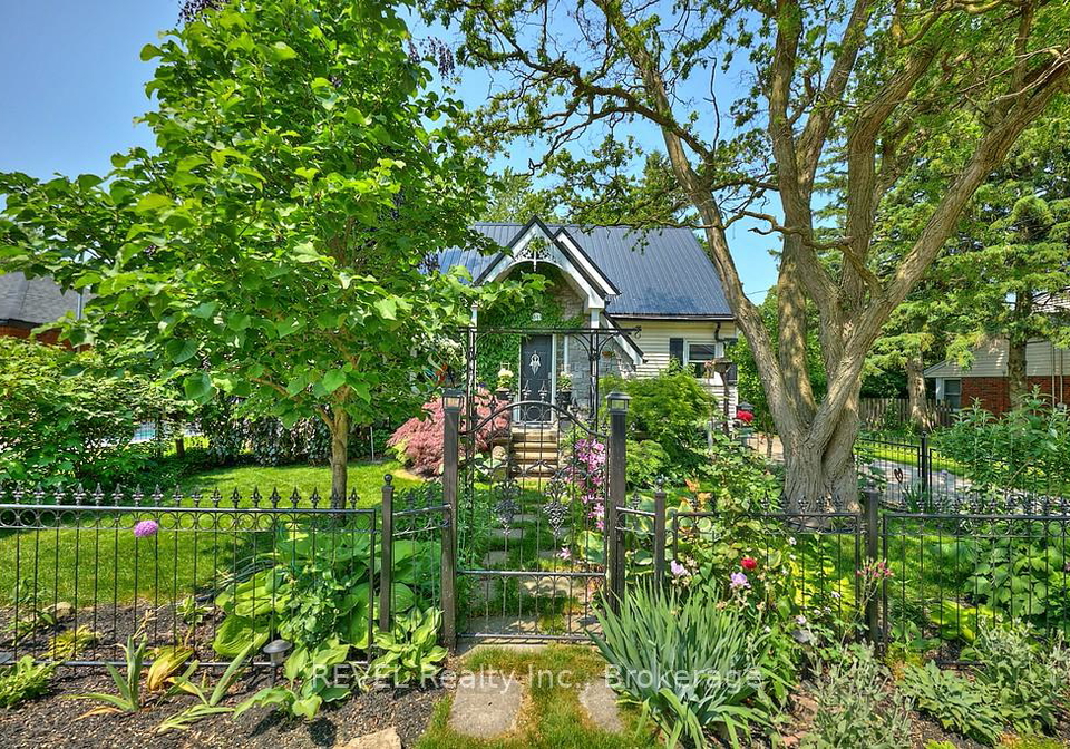 6343-division-street-niagara-falls-ontario-x12310407
