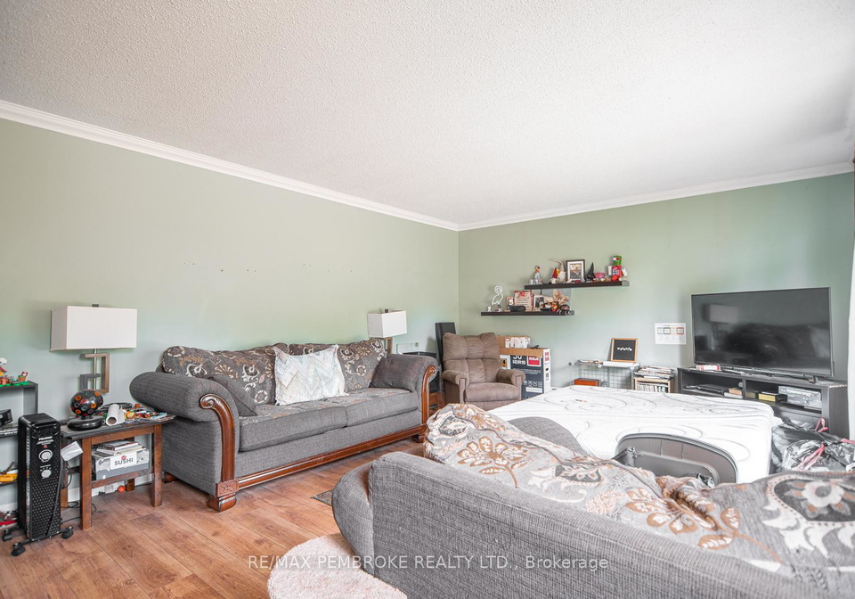 293-everett-street-pembroke-ontario-x12310483