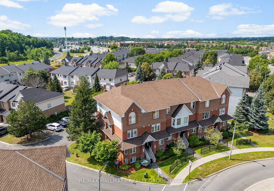 282-cresthaven-drive-ottawa-ontario-x12310536
