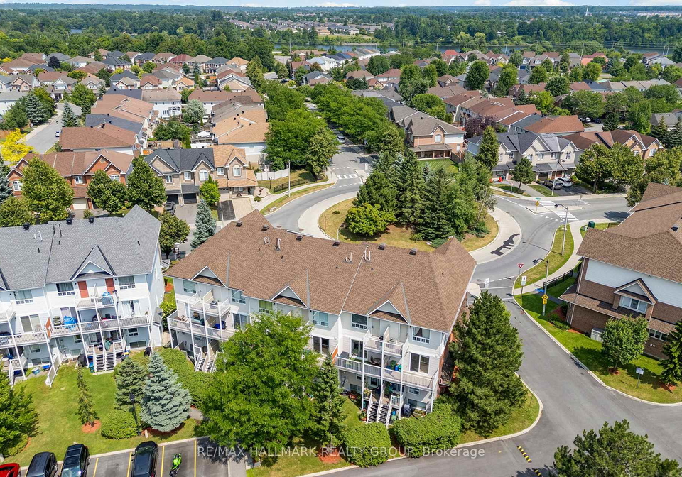 282-cresthaven-drive-ottawa-ontario-x12310536