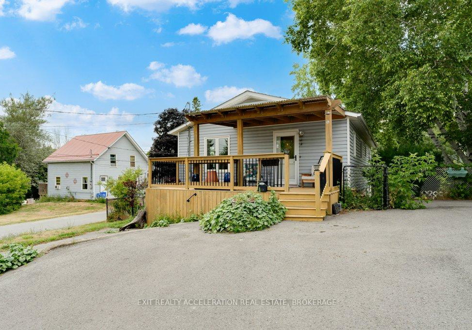 153-hillside-avenue-greater-napanee-ontario-x12310742