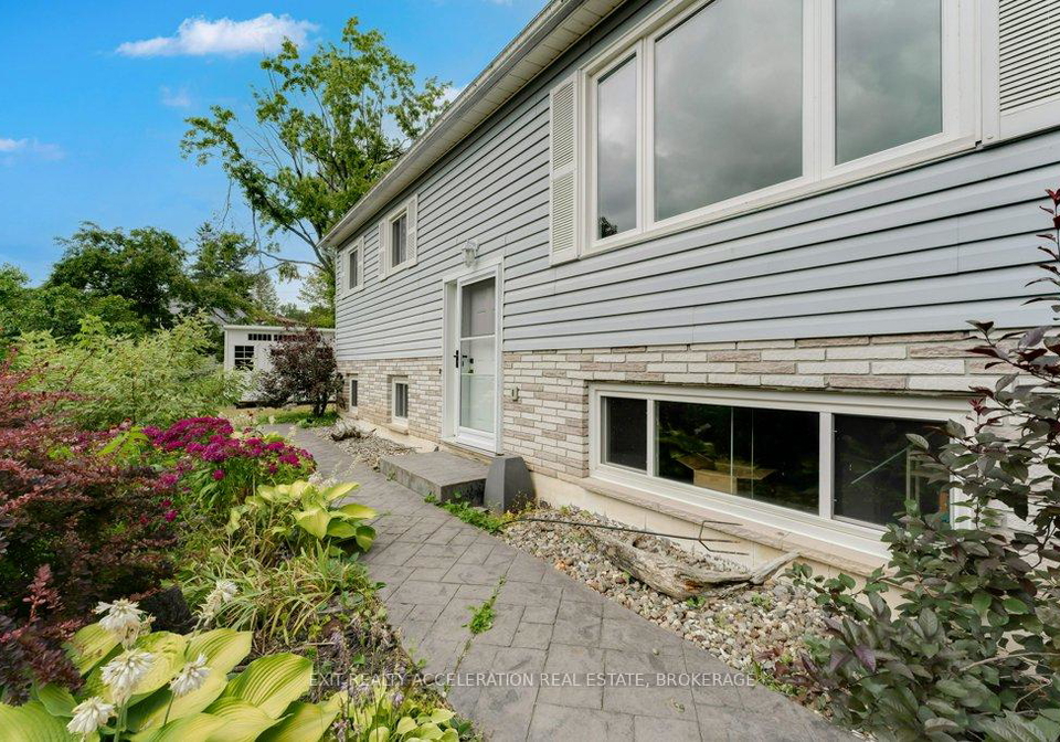 153-hillside-avenue-greater-napanee-ontario-x12310742