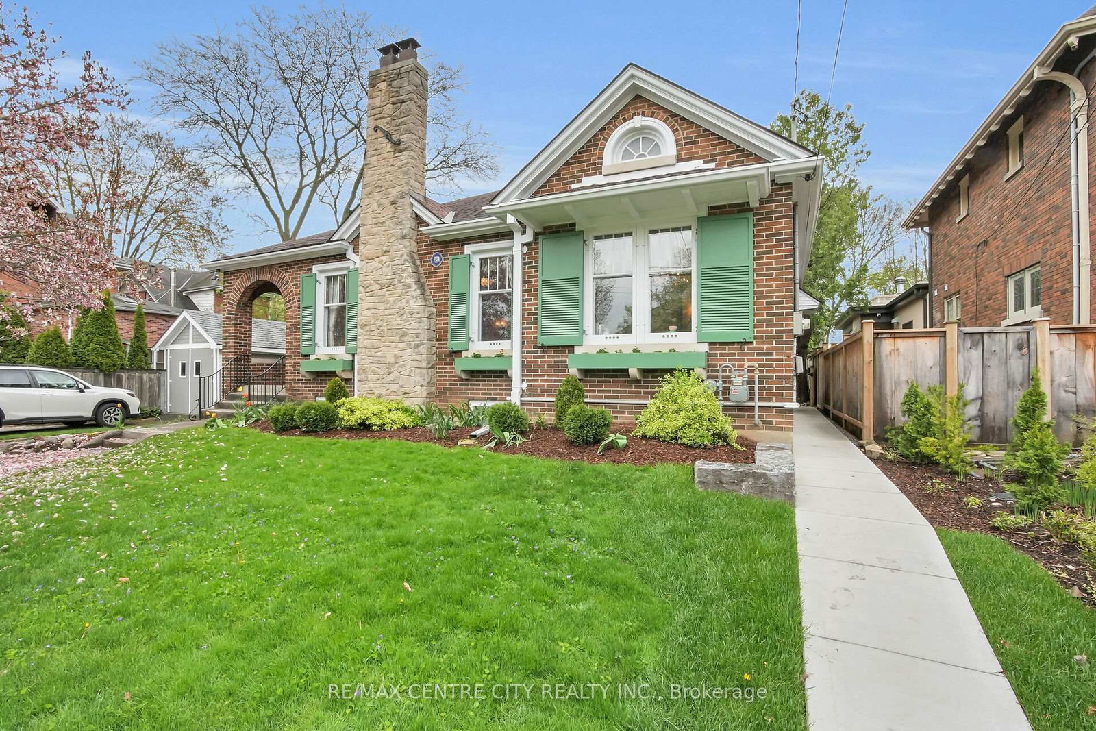 329-victoria-street-london-east-ontario-x12310913