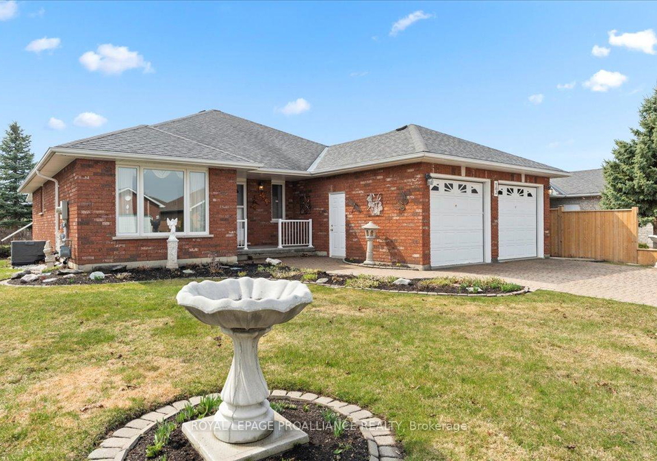13-hickory-grove-belleville-ontario-x12311187