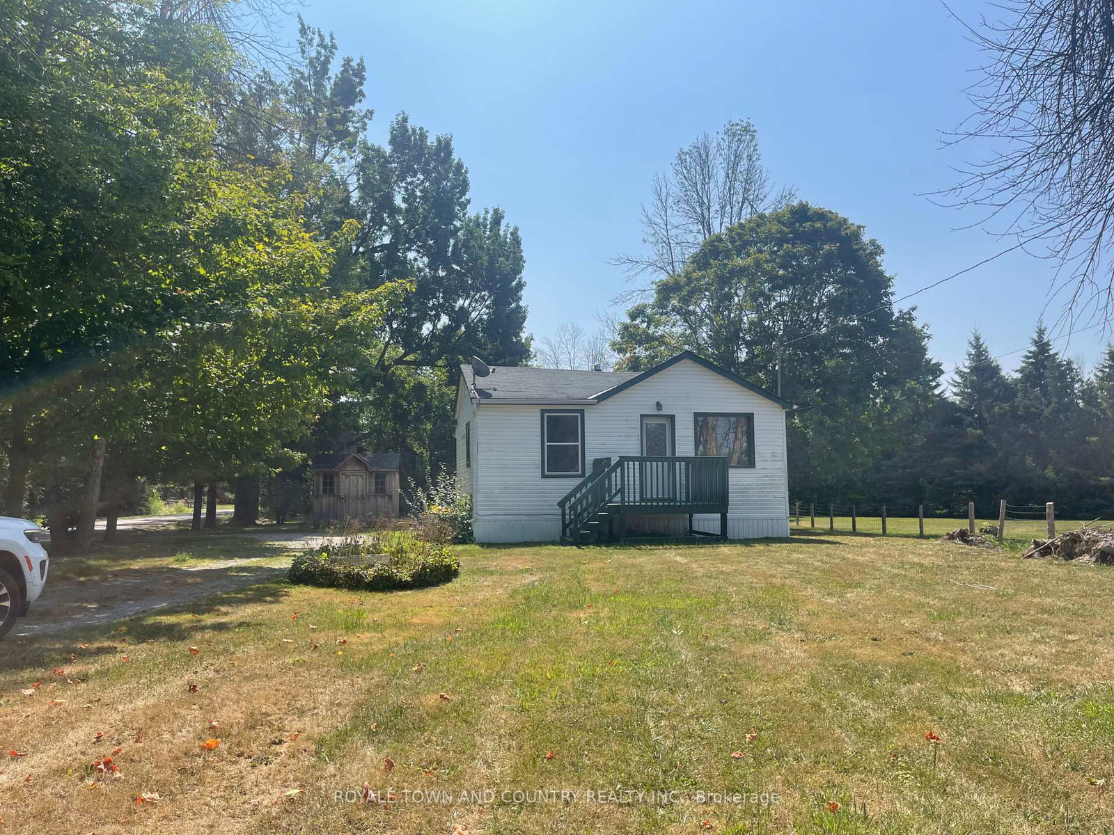 2-osborne-street-kawartha-lakes-ontario-x12311197