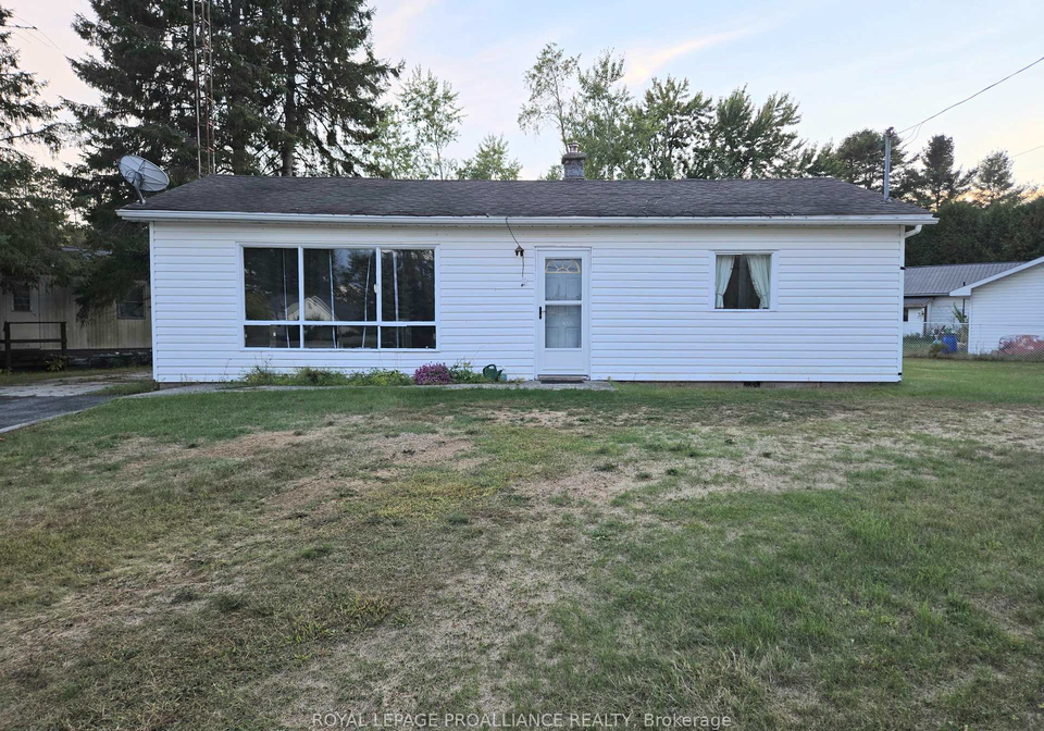 4-tall-pine-road-addington-highlands-ontario-x12311248