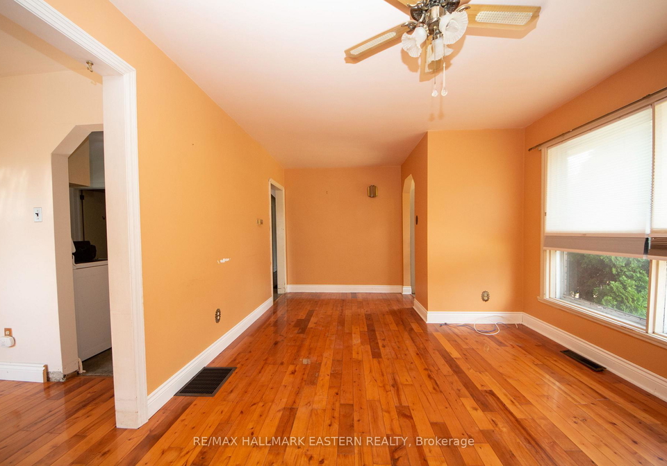 812-argyle-street-peterborough-north-ontario-x12311724