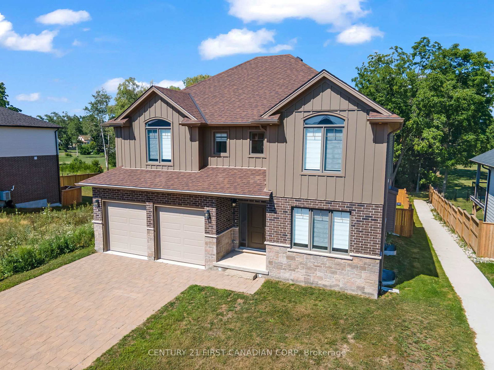 74-royal-crescent-southwold-ontario-x12311733