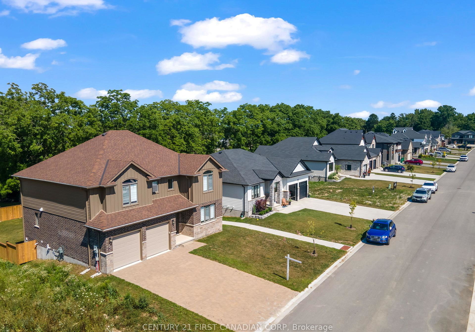 74-royal-crescent-southwold-ontario-x12311733