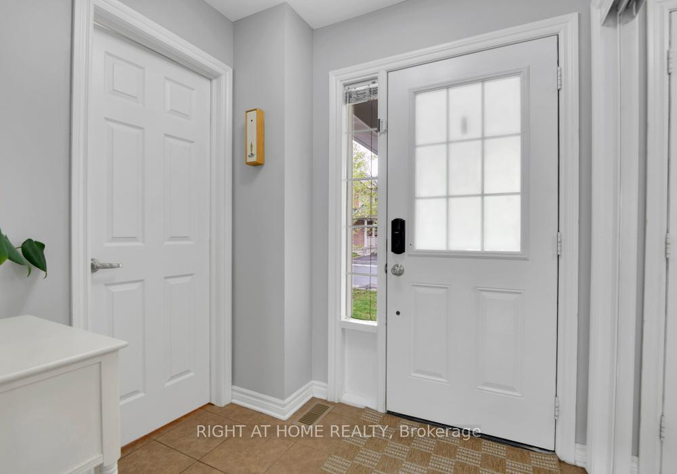 414-vendevale-avenue-ottawa-ontario-x12311824