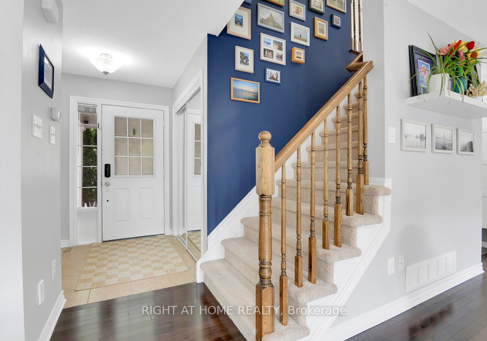 414-vendevale-avenue-ottawa-ontario-x12311824