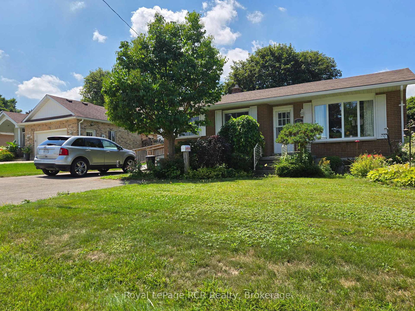 411-york-street-wellington-north-ontario-x12311828