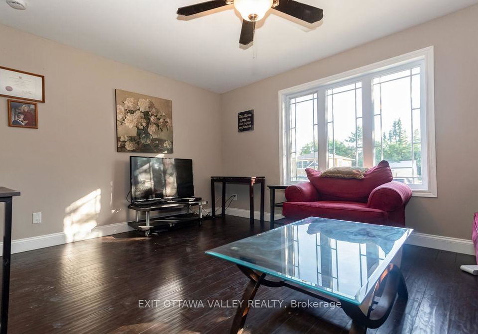 229-everett-street-pembroke-ontario-x12311911