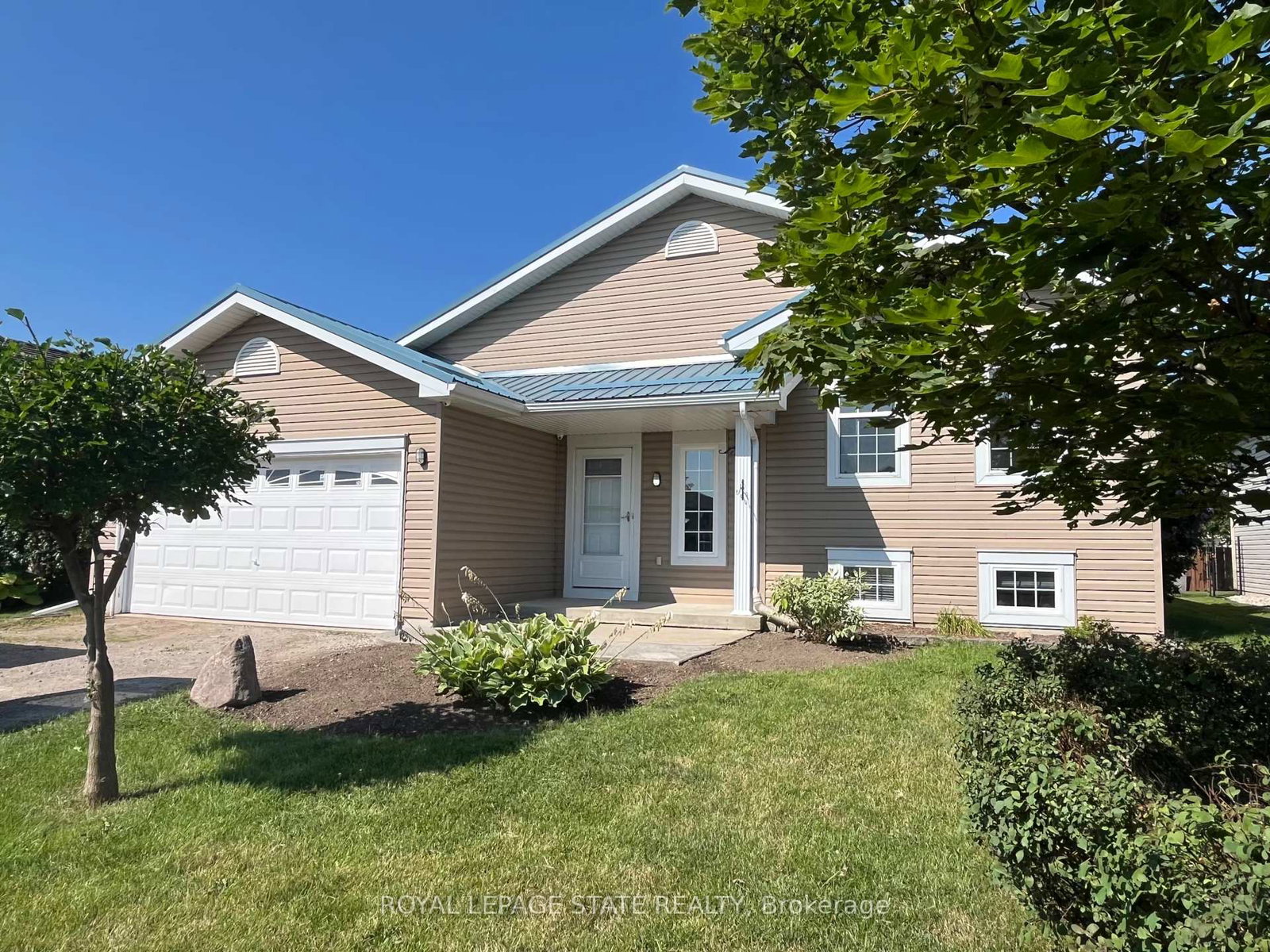 17-mapleview-drive-haldimand-ontario-x12311928