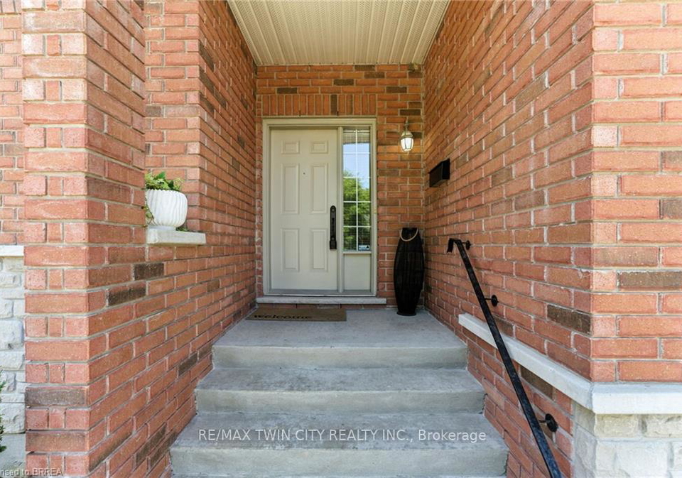 24-hardy-road-brantford-ontario-x12311939