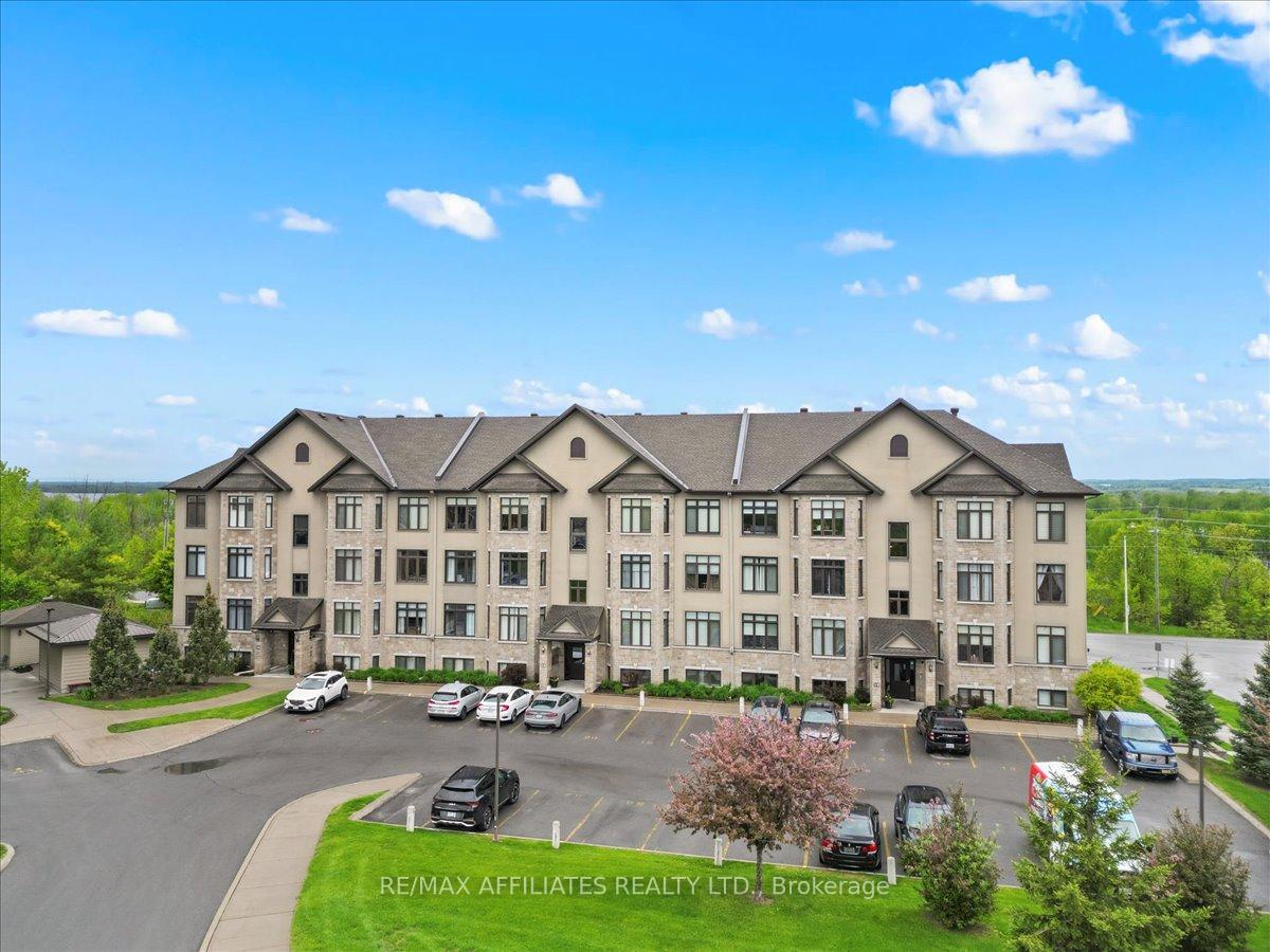 30-prestige-circle-ottawa-ontario-x12312013