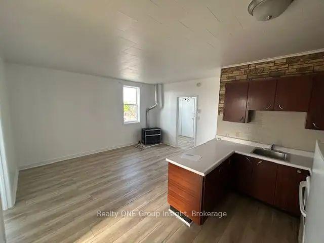 279-kensington-avenue-n-n-hamilton-ontario-x12312022
