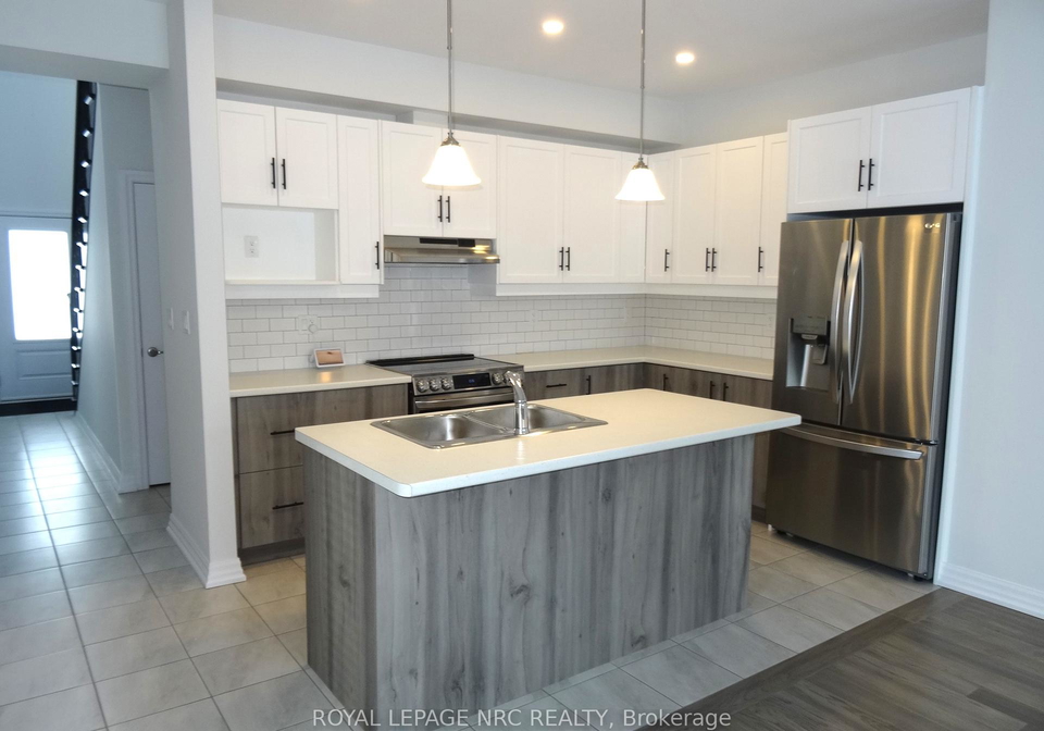 431mann-street-niagara-falls-ontario-x12312272