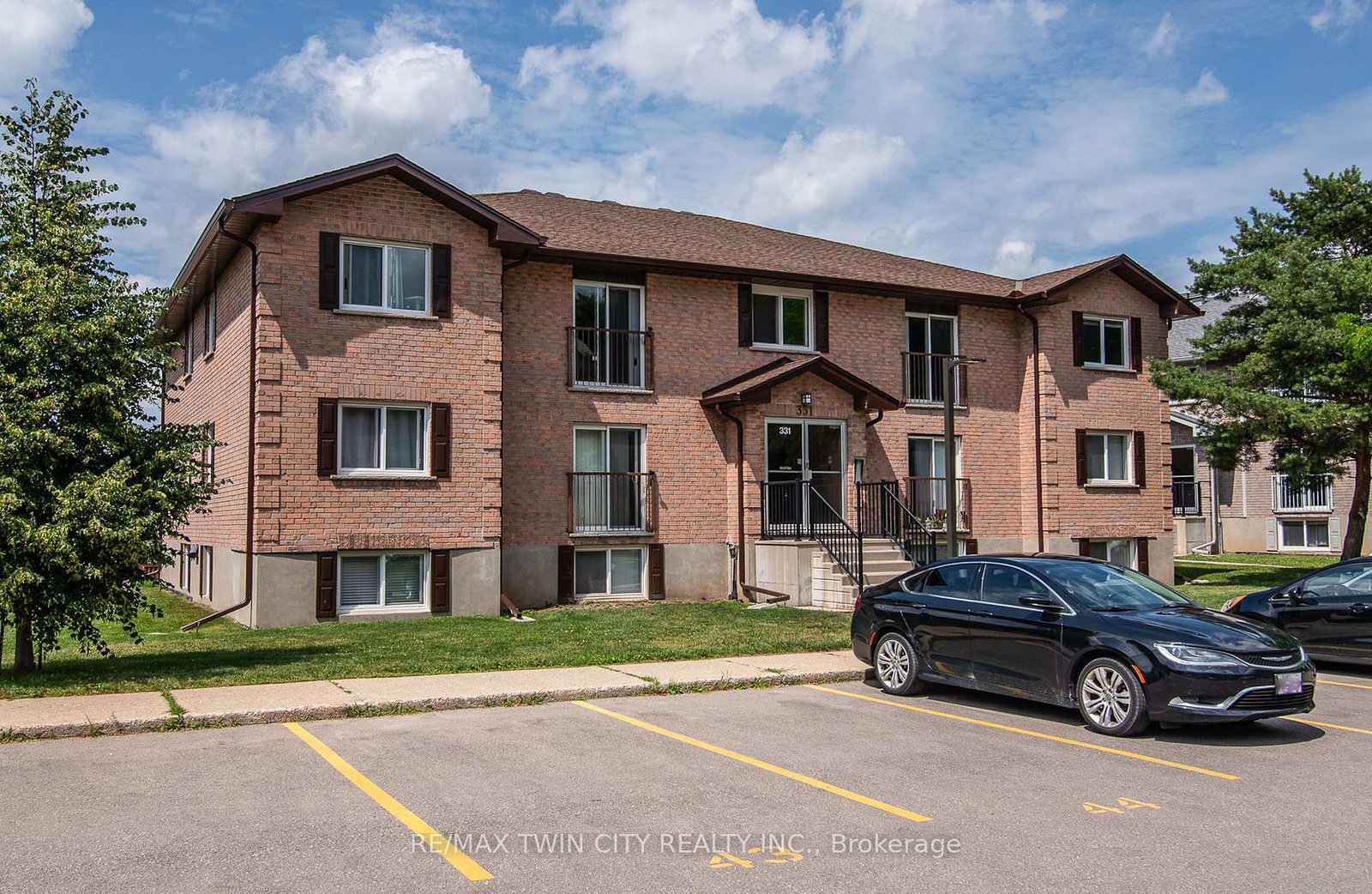 331-northlake-drive-waterloo-ontario-x12312348