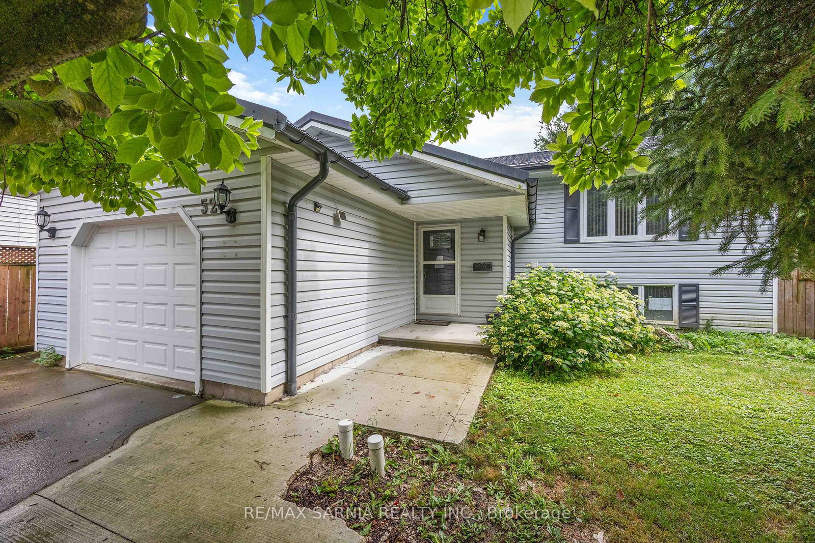 52-water-street-chatham-kent-ontario-x12312381