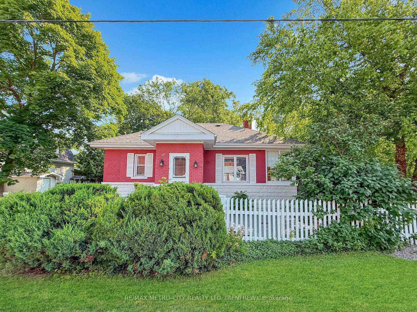 19-lorne-street-s-s-renfrew-ontario-x12312426