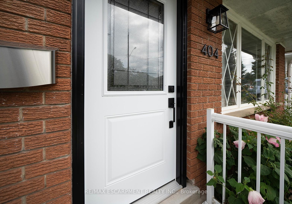 404-nelson-street-brantford-ontario-x12312531