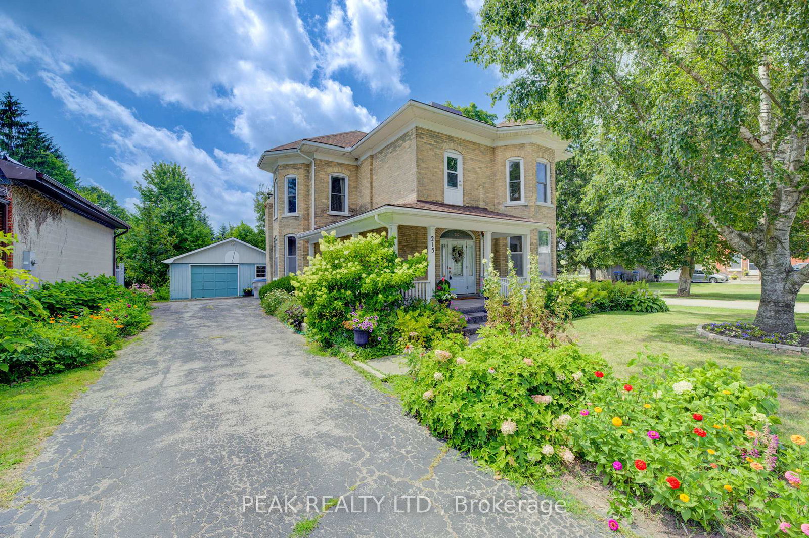215-huron-road-perth-south-ontario-x12312543