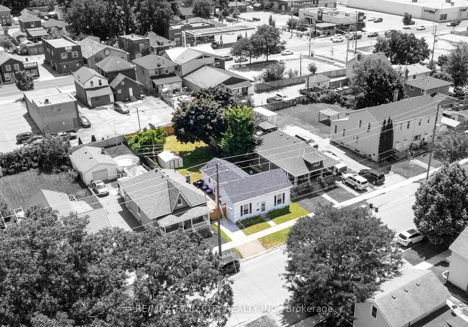 18-winniett-street-brantford-ontario-x12312764