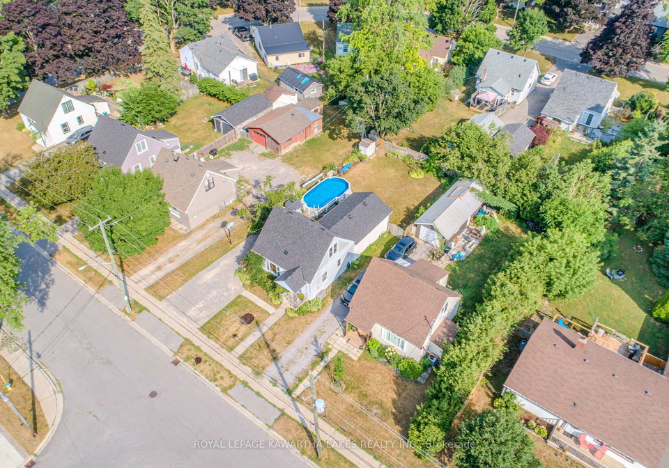 28-pottinger-street-kawartha-lakes-ontario-x12312972