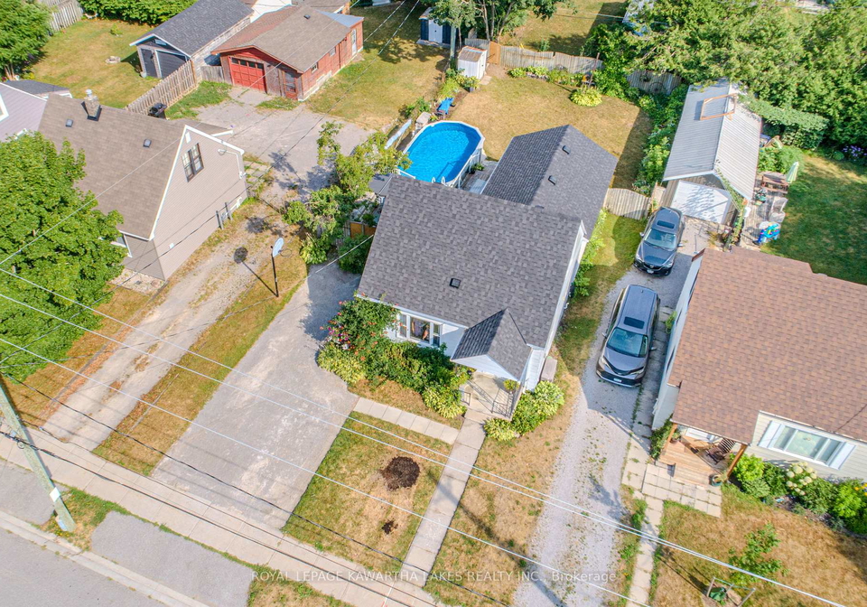 28-pottinger-street-kawartha-lakes-ontario-x12312972