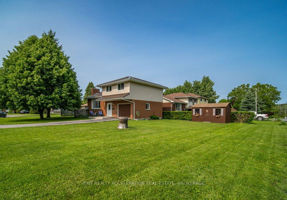 241-smart-crescent-greater-napanee-ontario-x12313039