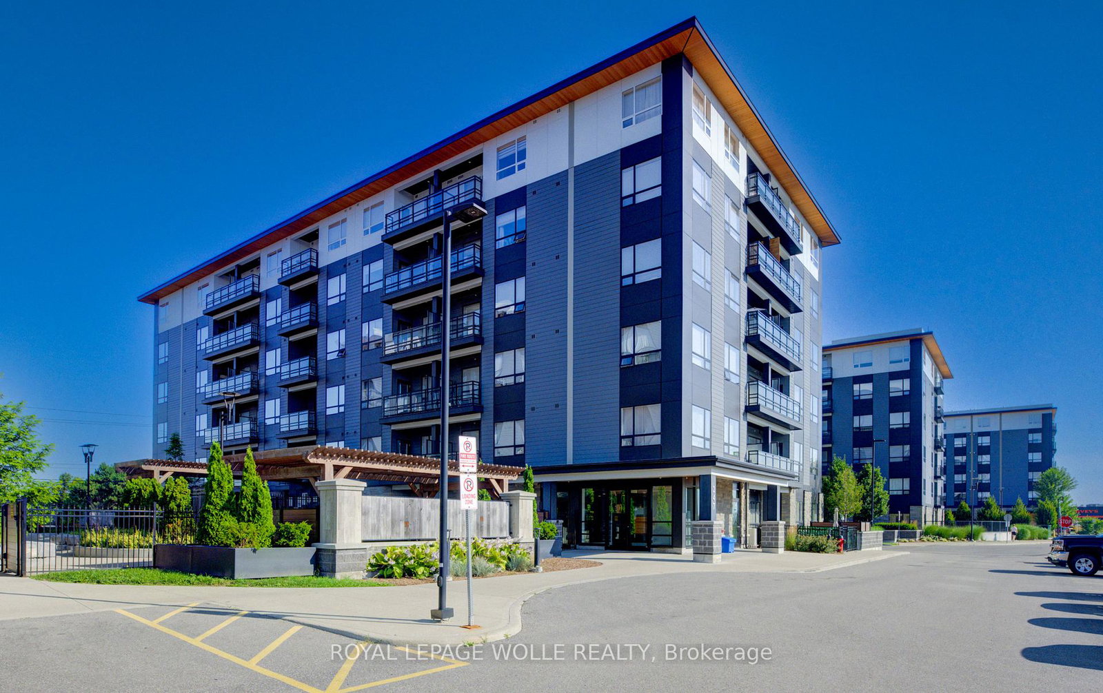 247-northfield-drive-e-e-waterloo-ontario-x12313064