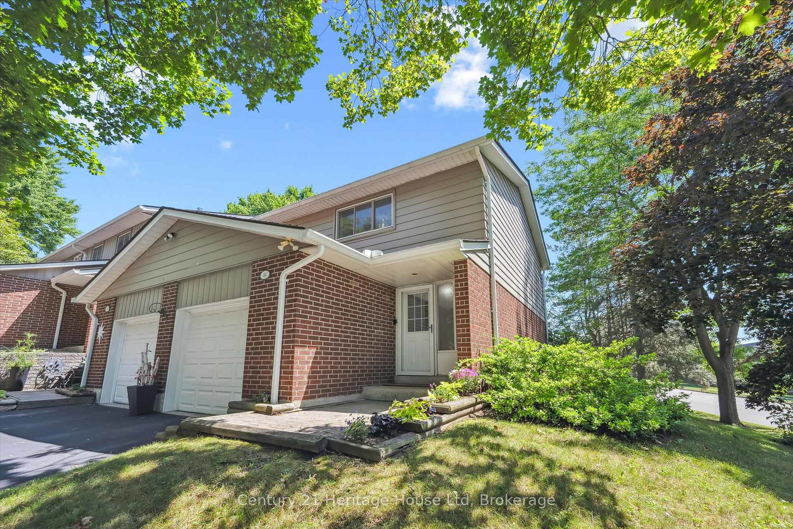 16-hadati-road-guelph-ontario-x12313156