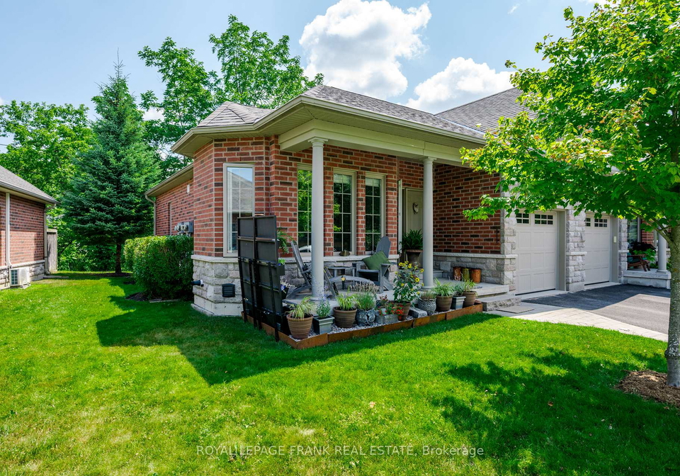 17-wingett-way-selwyn-ontario-x12313208