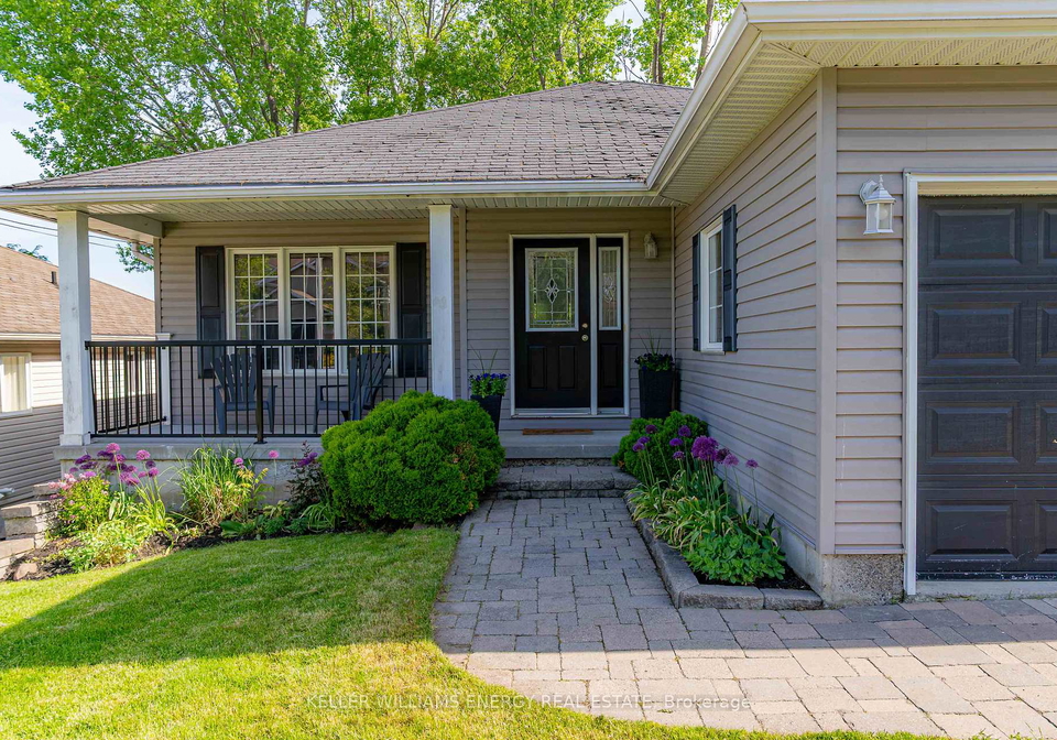 4a-cumberland-street-prince-edward-county-ontario-x12313314